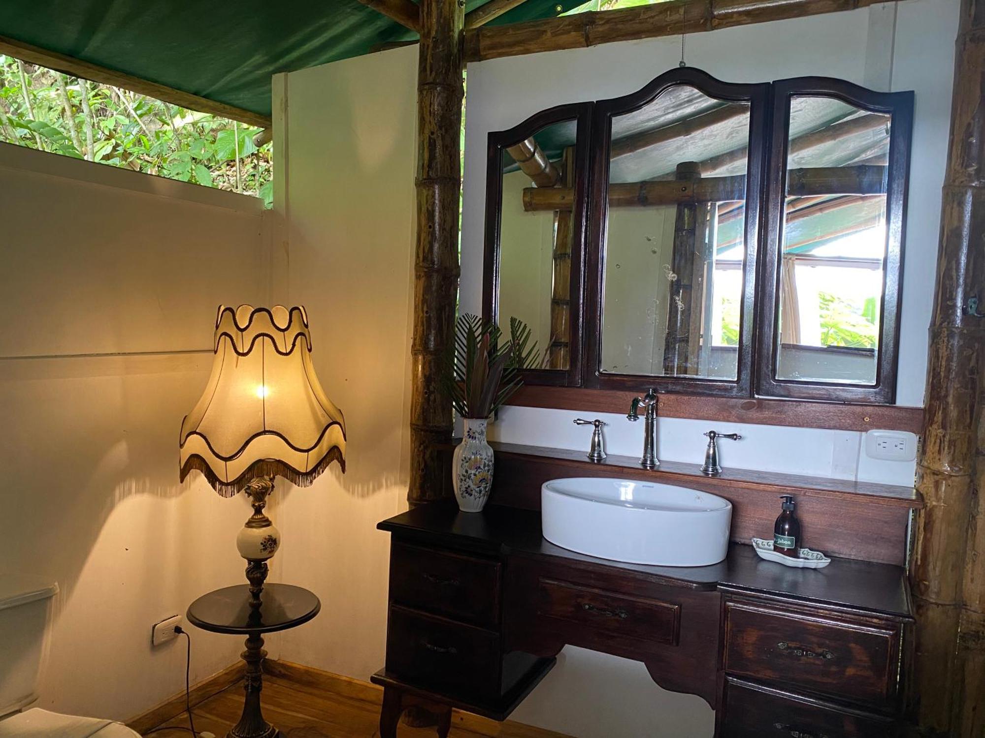 Colina Secreta - Glamping And Villas Puerto Viejo de Talamanca Exterior foto